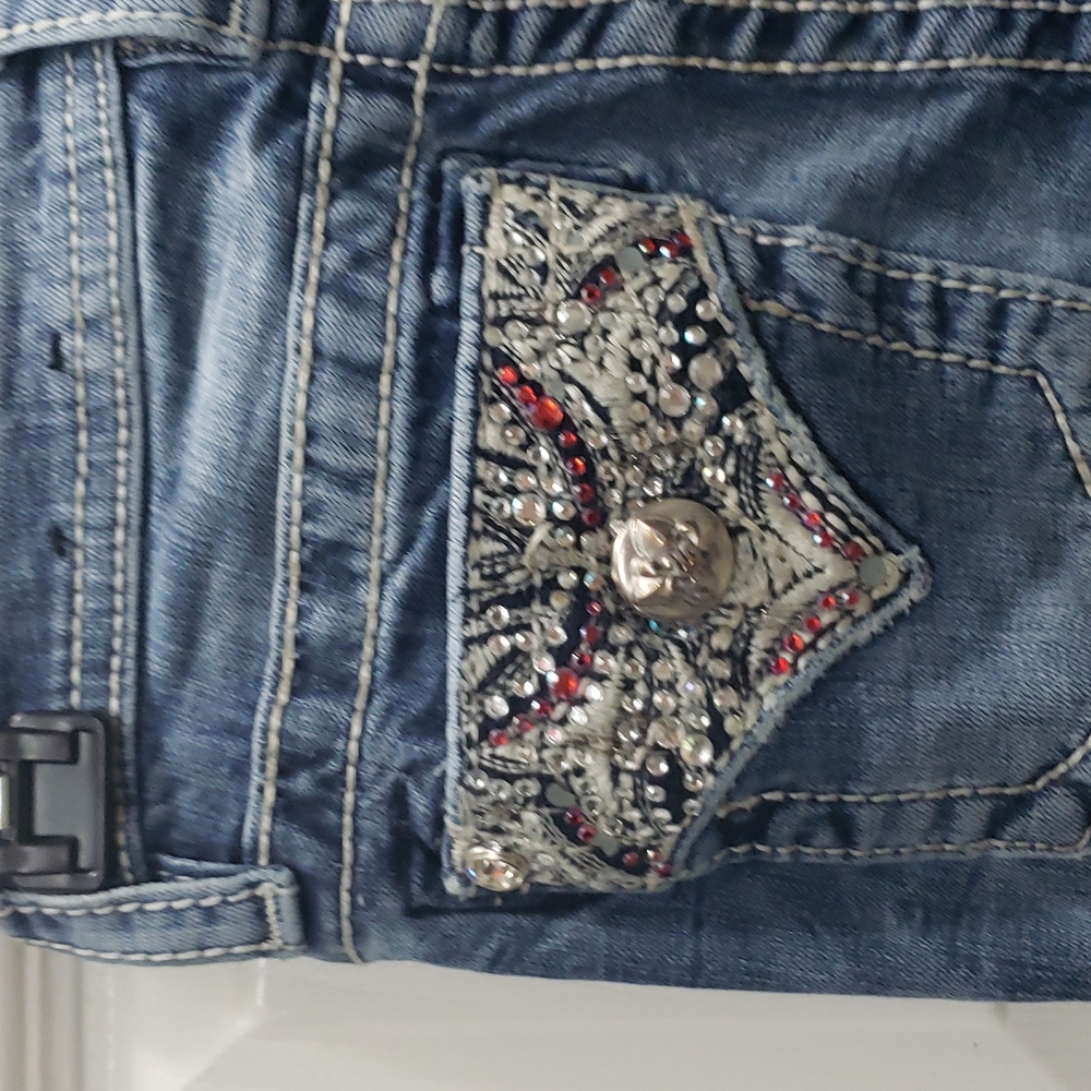 Blue jeans - Picture 4 of 5